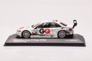 Mercedes C-Class W204 DTM GQ AMG Mercedes #16 Engels DTM 2009 Minichamps 1:43