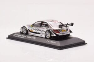 Mercedes C-Class W204 DTM Team AMG Mercedes #8 R. Schumacher DTM 2010 Minichamps 1:43 400103908 Metalas - nuotrauka 3 iš 4