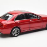 Mercedes C-Class W205 Raudonas Metallic Asia Exclusive Norev 1:18 - image 3 of 8