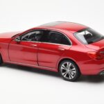 Mercedes C-Class W205 Raudonas Metallic Asia Exclusive Norev 1:18 - image 7 of 8
