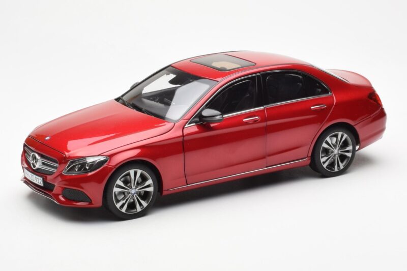 Mercedes C-Class W205 Raudonas Metallic Asia Exclusive Norev 1:18
