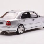 Mercedes C36 AMG W202 Sidabrinis Otto 1:18 - image 2 of 6