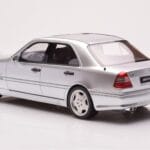 Mercedes C36 AMG W202 Sidabrinis Otto 1:18 - image 5 of 6