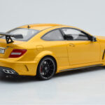 Mercedes C63 AMG W204 Black Series Auksinis GT Spirit 1:18 - image 2 of 6