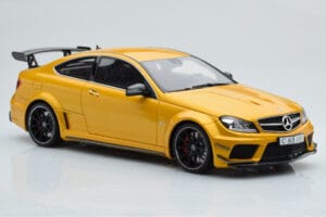 Mercedes C63 AMG W204 Black Series Auksinis GT Spirit 1:18 GT034 Derva - nuotrauka 4 iš 6