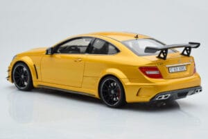Mercedes C63 AMG W204 Black Series Auksinis GT Spirit 1:18 GT034 Derva - nuotrauka 5 iš 6