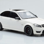 Mercedes C63 AMG W204 Baltas GT Spirit 1:18 - image 4 of 6
