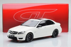 Mercedes C63 AMG W204 Baltas GT Spirit 1:18 GT166 Derva - nuotrauka 6 iš 6