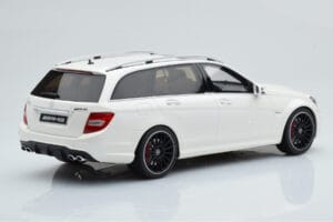 Mercedes C63 AMG S204 T-Model Baltas GT Spirit 1:18 GT147 Derva - nuotrauka 2 iš 8