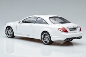 Mercedes CL63 AMG C216 Baltas AUTOart 1:18 76167 Metalas - nuotrauka 5 iš 6
