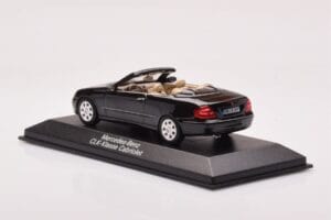 Mercedes CLK A209 Kabrioletas Obsidian Juodas Metalinis Minichamps 1:43 B66961966 Metalas - nuotrauka 3 iš 4
