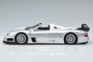 Mercedes CLK GTR Roadster Sidabrinis GT Spirit 1:18 GT155 Derva - nuotrauka 3 iš 6