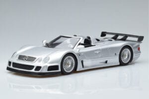 Mercedes CLK GTR Roadster Sidabrinis GT Spirit 1:18 GT155 Derva