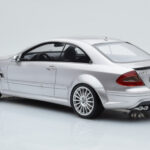 Mercedes CLK63 AMG C209 Coupe Sidabrinis Otto 1:18 - image 5 of 6