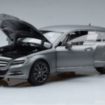 Mercedes CLS Shooting Brake X218 Alanite Pilkas Norev 1:18 - image 2 of 7