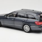 Mercedes E-Class S212 T-Model Tenorit Pilkas Metallic Minichamps 1:18 - image 7 of 8