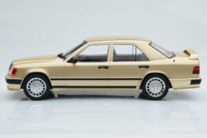 Mercedes E-Class W124 Tuning Smėlio MCG 1:18 MCG18342 Metalas - nuotrauka 3 iš 6
