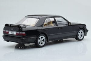 Mercedes E-Class W124 Tuning Juodas MCG 1:18 MCG18341 Metalas - nuotrauka 2 iš 6