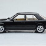 Mercedes E-Class W124 Tuning Juodas MCG 1:18 - image 3 of 6