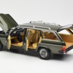 Mercedes 230T W123 T-Model Žalias Metalinis Norev 1:18 - image 5 of 8
