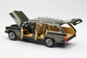 Mercedes 230T W123 T-Model Žalias Metalinis Norev 1:18 183730 Metalas - nuotrauka 5 iš 8