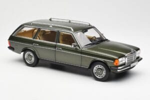 Mercedes 230T W123 T-Model Žalias Metalinis Norev 1:18 183730 Metalas - nuotrauka 6 iš 8