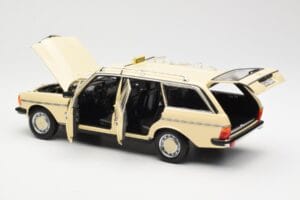 Mercedes 230T W123 T-Model Taksi Norev 1:18 183731 Metalas - nuotrauka 5 iš 8