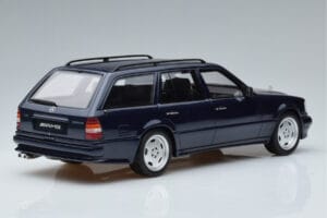Mercedes E36 AMG S124 Mėlynas Otto 1:18 OT753 Derva - nuotrauka 2 iš 6