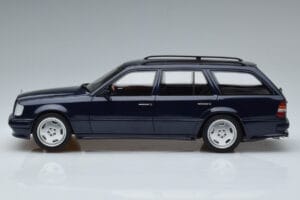 Mercedes E36 AMG S124 Mėlynas Otto 1:18 OT753 Derva - nuotrauka 3 iš 6