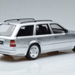 Mercedes E36 AMG S124 Sidabrinis Otto 1:18 OT889 Derva - image 2 of 6