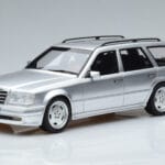 Mercedes E36 AMG S124 Sidabrinis Otto 1:18 OT889 Derva