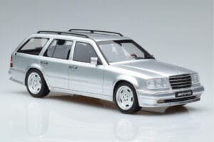 Mercedes E36 AMG S124 Sidabrinis Otto 1:18 OT889 Derva - nuotrauka 4 iš 6