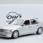 Mercedes E500 W124 Sidabrinis Otto 1:18 - image 6 of 6