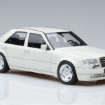 Mercedes E60 AMG W124 Baltas Otto 1:18 - image 4 of 6