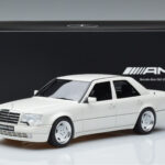 Mercedes E60 AMG W124 Baltas Otto 1:18 - image 6 of 6