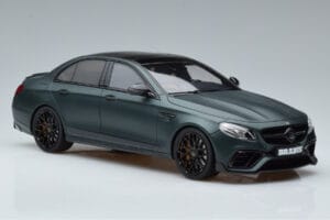 Mercedes E63 AMG Brabus 800 W213 Žalias GT Spirit 1:18 GT208 Derva - nuotrauka 4 iš 6