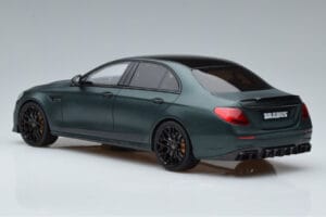 Mercedes E63 AMG Brabus 800 W213 Žalias GT Spirit 1:18 GT208 Derva - nuotrauka 5 iš 6