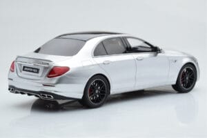 Mercedes AMG E63 S W213 Sidabrinis GT Spirit 1:18 GT230 Derva - nuotrauka 2 iš 6