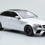 Mercedes AMG E63 S W213 Sidabrinis GT Spirit 1:18 - image 4 of 6