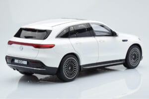 Mercedes EQC 400 Diamond Baltas NZG 1:18 B66963756 Metalas - nuotrauka 3 iš 8