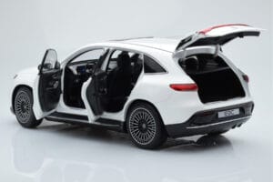 Mercedes EQC 400 Diamond Baltas NZG 1:18 B66963756 Metalas - nuotrauka 5 iš 8