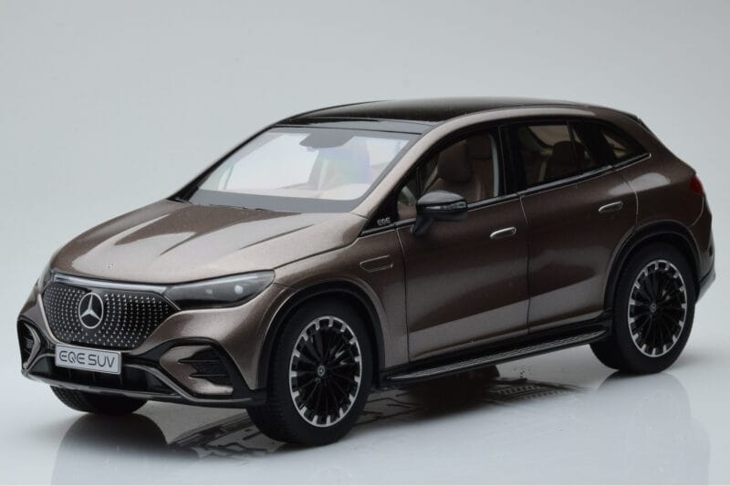 Mercedes EQE SUV X294 AMG Line Velvet Rudas NZG 1:18