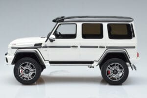 Mercedes G500 4x4 W463 GT Spirit 1:18 GT142 Derva - nuotrauka 3 iš 6