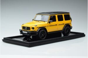 Mercedes AMG G63 W463 Geltonas MotorHelix 1:18 MH018 Y Derva