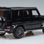 Mercedes G63 Brabus 700 Widestar W463 Perlamutrinė Juoda GT Spirit 1:18 KJ040 Derva - image 2 of 6