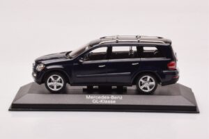 Mercedes GL X164 Tanzanite Mėlynas Minichamps 1:43