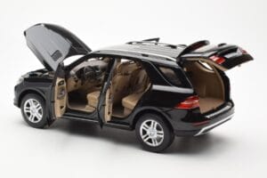Mercedes M-Class W166 Obsidian Juodas Metalinis Minichamps 1:18 B66960063 Metalas - nuotrauka 5 iš 8
