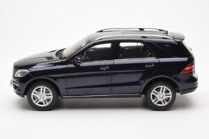 Mercedes M-Class W166 Tansanite Mėlynas Metalinis Minichamps 1:18 B66960065 Metalas - nuotrauka 4 iš 8