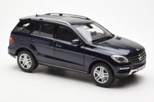 Mercedes M-Class W166 Tansanite Mėlynas Metalinis Minichamps 1:18 B66960065 Metalas - nuotrauka 6 iš 8