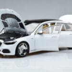 Mercedes Maybach S600 W222 V12 Biturbo Diamond Baltas Almost Real 1:18 - image 2 of 11